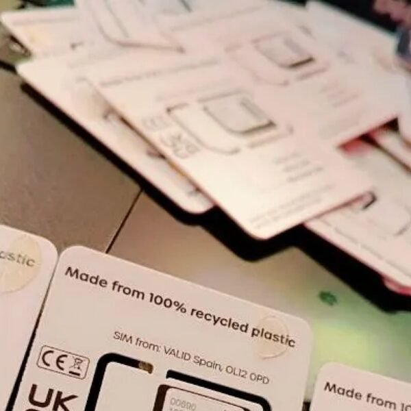 UK Physical Sim Card For Life Time Free Roaming Activated - Image 3
